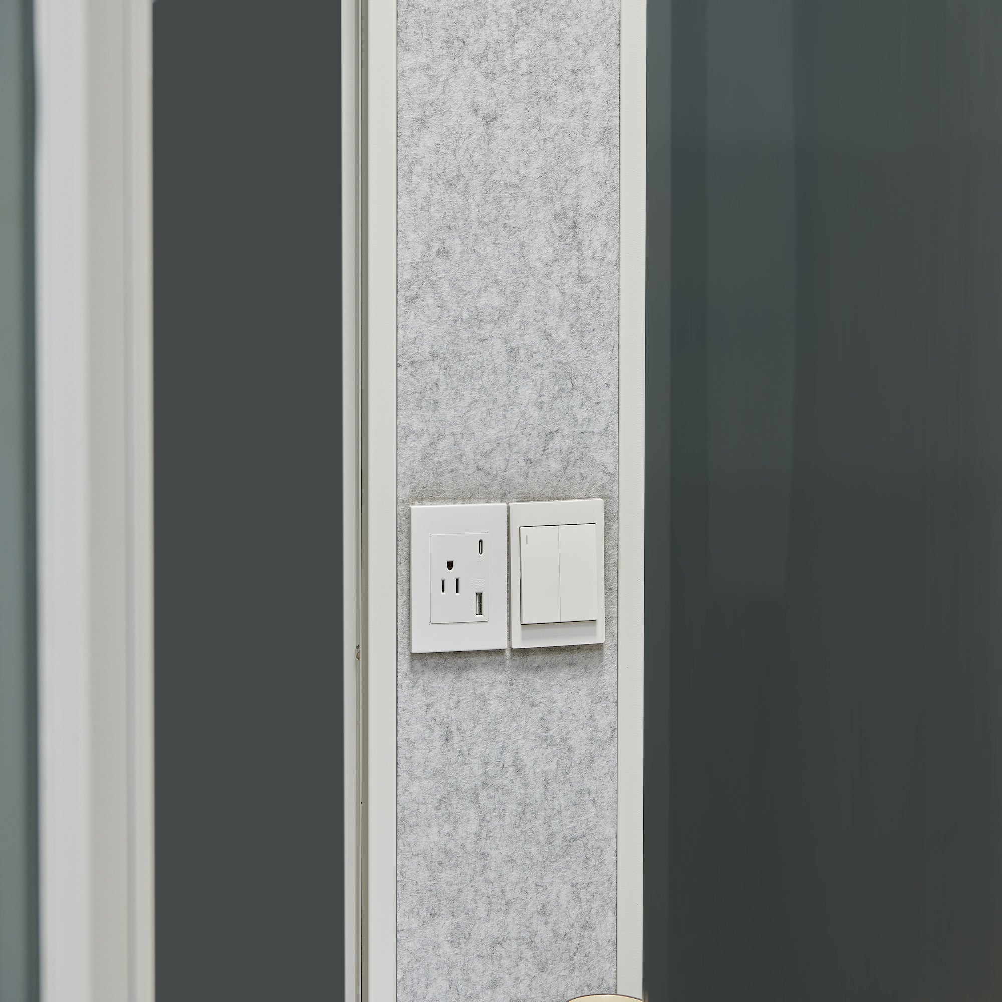 SR10003-2POD-WHT&GY-SQ-018.jpg